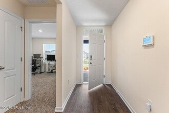 2424 Falling Star Ln in Green Cove Springs, FL - Building Photo - Building Photo