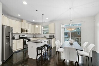 2967 Madison Dr in Naperville, IL - Building Photo - Building Photo