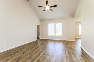 405 San Miguel Crk Dr in Katy, TX - Building Photo - Building Photo