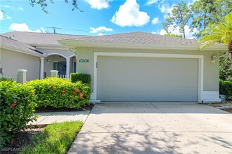 6206 Mandalay Cir in Naples, FL - Building Photo - Building Photo