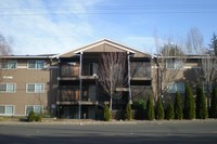 Pier Park Condominiums in Portland, OR - Foto de edificio - Building Photo