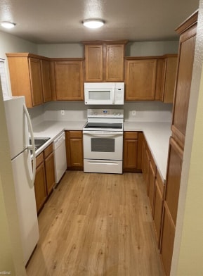property at 3616 Glenna Ct
