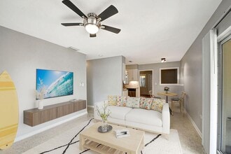 305 S Federal Hwy in Lake Worth Beach, FL - Building Photo - Building Photo