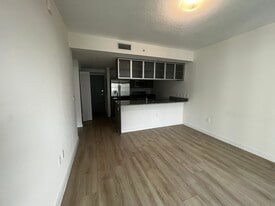 1354 N Miami Ave, Unit A1 in Miami, FL - Building Photo