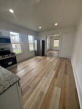 1640 E 85th St in Cleveland, OH - Foto de edificio - Building Photo