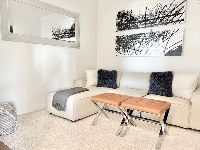 8900 Ramsgate Ave, Unit 206 in Los Angeles, CA - Building Photo - Building Photo