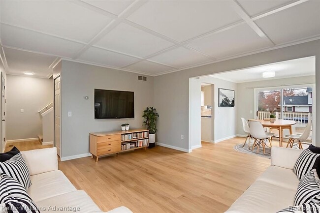 33533 Rhonswood St in Farmington Hills, MI - Building Photo - Building Photo