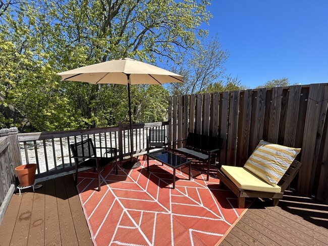 5 Sea View Ter, Unit 3