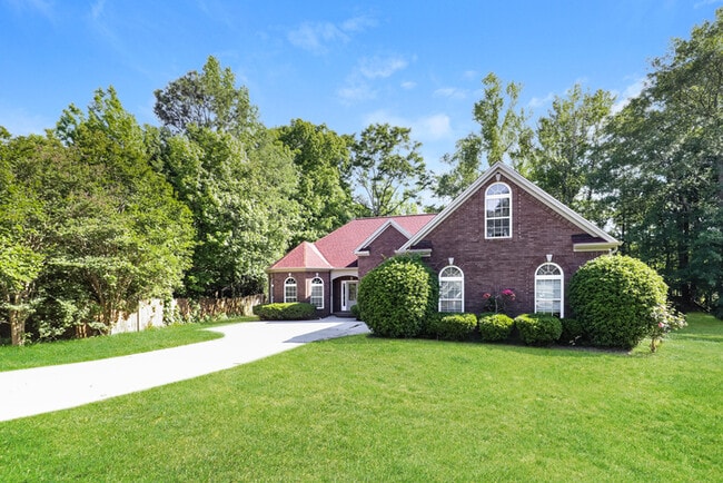 905 Vandiver Ct in Locust Grove, GA - Building Photo - Building Photo