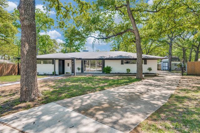 311 Lincolnshire Ct in Irving, TX - Building Photo - Building Photo