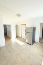 85 Laidlaw Ave, Unit 2 in Jersey City, NJ - Foto de edificio - Building Photo