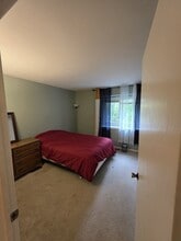 2905 Maple Grove Dr in Madison, WI - Foto de edificio - Building Photo