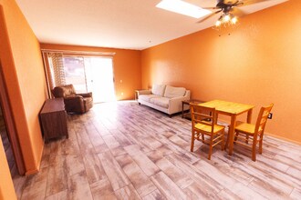 3050 S Placita de la Picaza in Green Valley, AZ - Foto de edificio - Building Photo