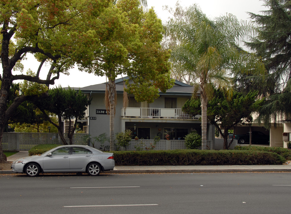 Jade East in Arcadia, CA - Building Photo