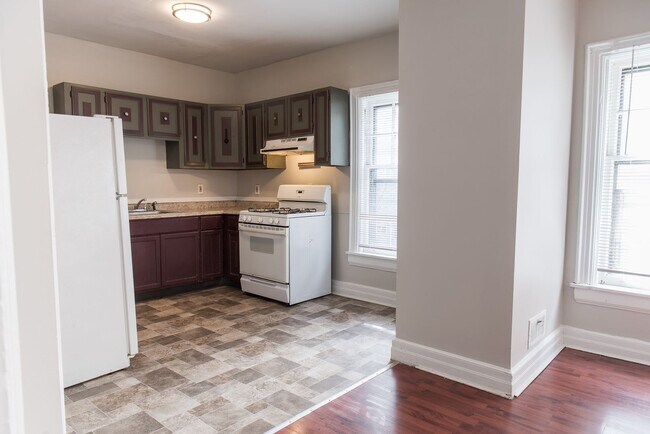 property at 1709 N 2nd St