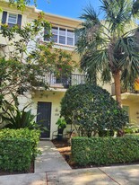 132 Regions Way in Jupiter, FL - Building Photo