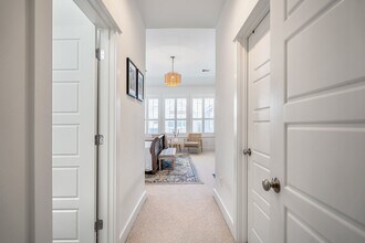 5217 Pinemont Creek Ln in Houston, TX - Building Photo - Building Photo