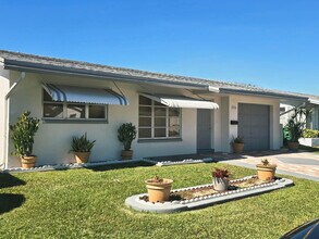 5713 NW 65th Terrace in Tamarac, FL - Building Photo - Building Photo