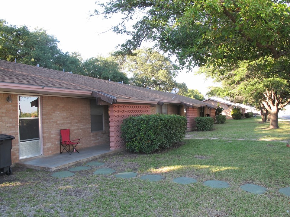 2030 Menard Hwy in Brady, TX - Building Photo