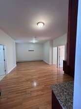 213 State St in Bristol, RI - Building Photo - Building Photo