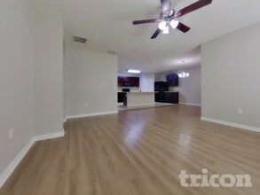 2449 Valhalla Dr in Tavares, FL - Building Photo - Building Photo