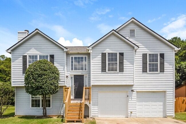 property at 3105 Brookfield Dr SW