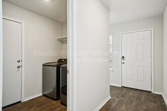 13855 Siltstone Lp in San Antonio, TX - Building Photo - Building Photo