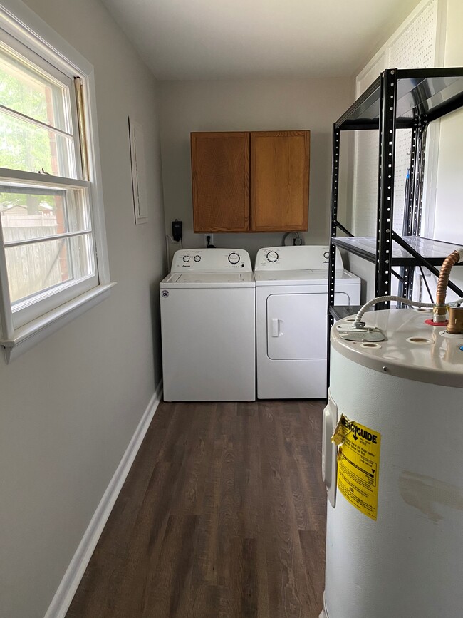 2307 Seminole Ave in Chester, VA - Building Photo - Building Photo