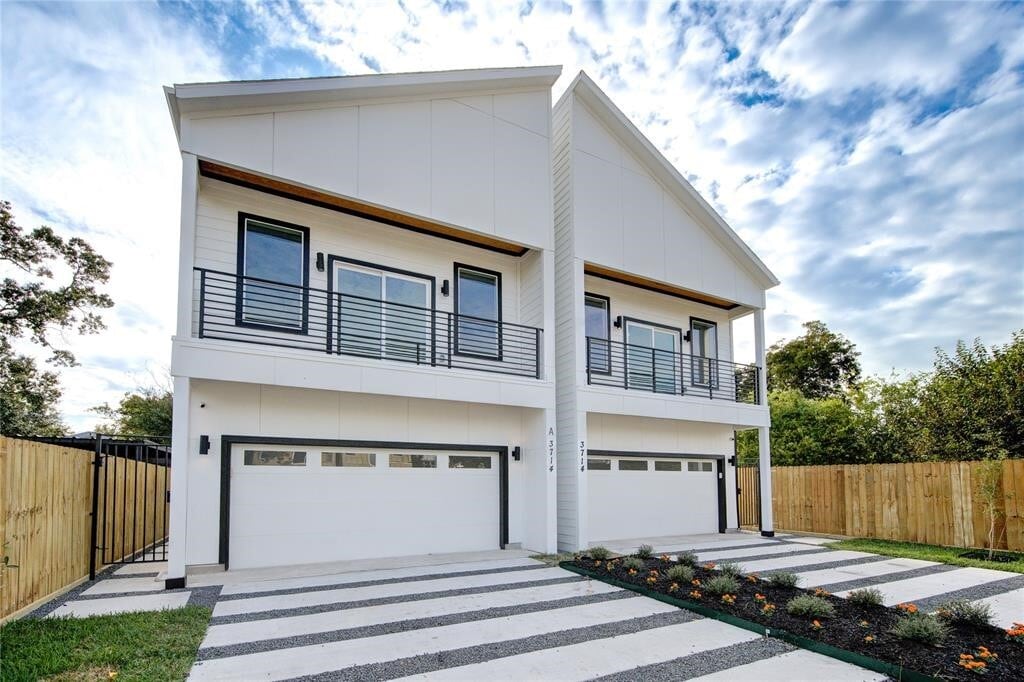 3714 Mainer St in Houston, TX - Foto de edificio