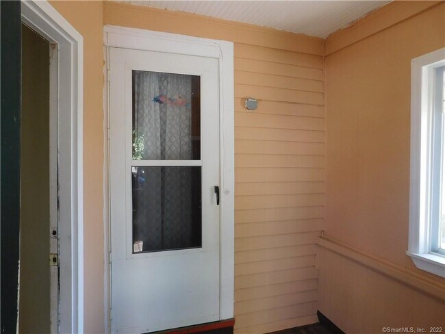 199 Whitney Ave in Bridgeport, CT - Building Photo - Building Photo