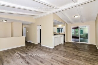 8225 Russell Ave N in Minneapolis, MN - Building Photo - Building Photo