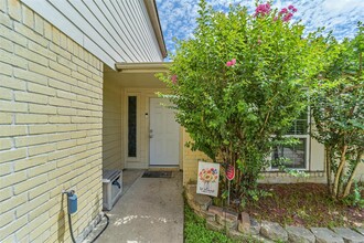 2122 Clemson Dr in Katy, TX - Building Photo - Building Photo