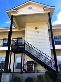 Candlelight Place Apartments in Fayetteville, AR - Foto de edificio - Building Photo