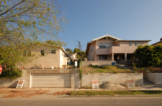 501 Isabel St in Los Angeles, CA - Building Photo - Building Photo