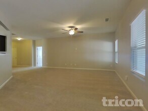 38 Ponders Rd in Cartersville, GA - Foto de edificio - Building Photo