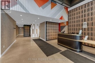 498 Caldari Rd in Vaughan, ON - Building Photo - Building Photo