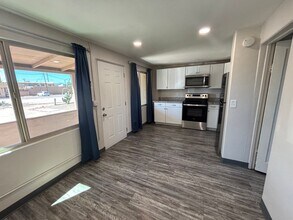 5128 E Pima St, Unit 5128 E Pima St Unit B in Tucson, AZ - Foto de edificio - Building Photo