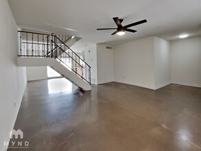 4440 W Solano Dr N in Glendale, AZ - Building Photo - Building Photo