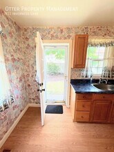 911 Inverness Ln in Philadelphia, PA - Building Photo - Building Photo