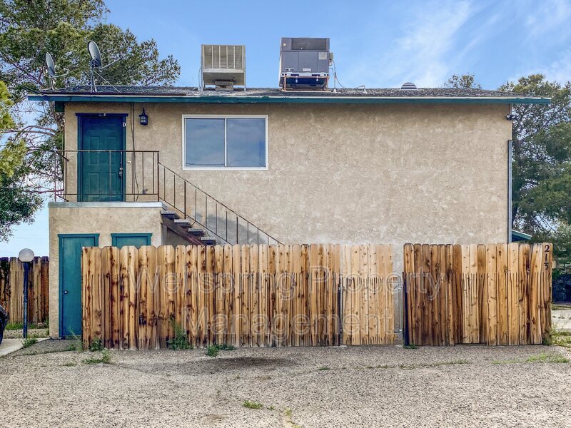 213 N Alvord St in Ridgecrest, CA - Building Photo