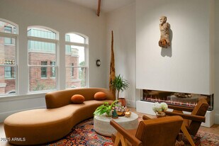 50 W Palm Ln in Phoenix, AZ - Building Photo