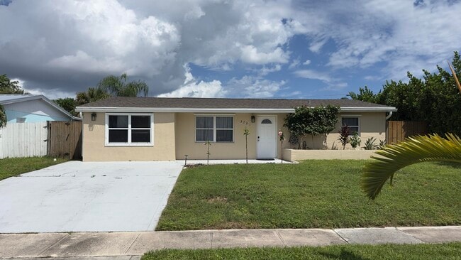 3721 Holiday Rd