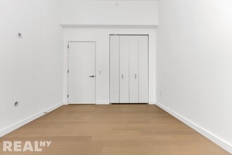 1 4th Pl-Unit -21D in Brooklyn, NY - Building Photo - Building Photo