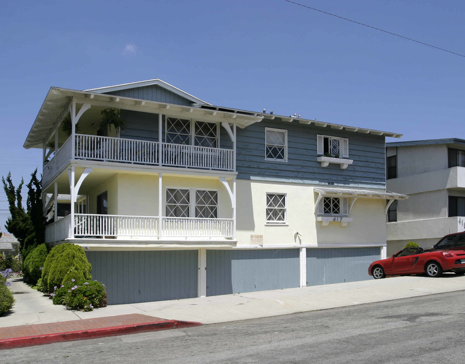 417 Avenue G in Redondo Beach, CA - Building Photo