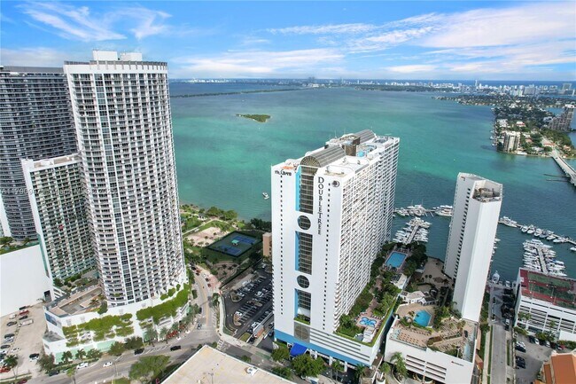 property at 1717 N Bayshore Dr