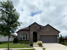 1804 Welker Dr in Van Alstyne, TX - Building Photo