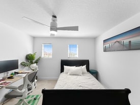 9714 Provencal Ave in Seffner, FL - Building Photo