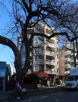 1771 Nelson St Apartments