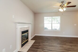 916 Clover Gap Dr in Charlotte, NC - Building Photo - Building Photo