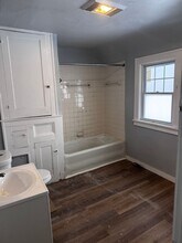 912 Elbon Rd in Cleveland Heights, OH - Building Photo - Building Photo